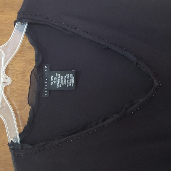 Black Apostrophe XL beautiful Sleeveless  sweater top w/ruffle accent - Picture 2 of 14